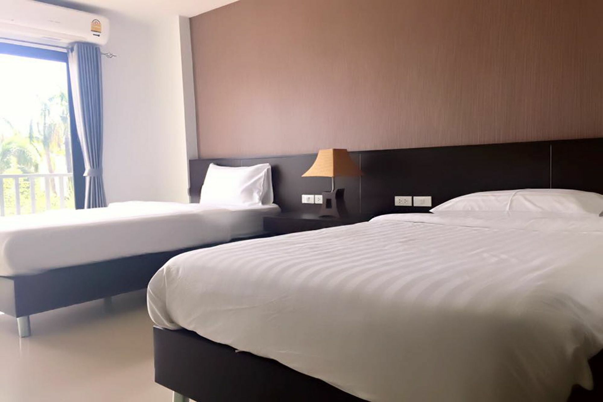 Trimm Hotel Chanthaburi Exterior photo