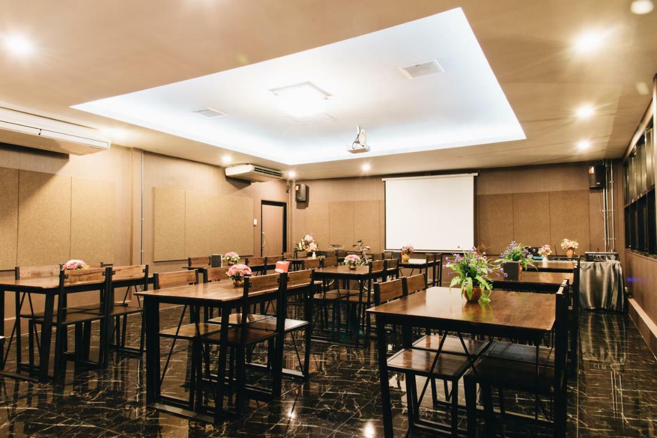 Trimm Hotel Chanthaburi Exterior photo