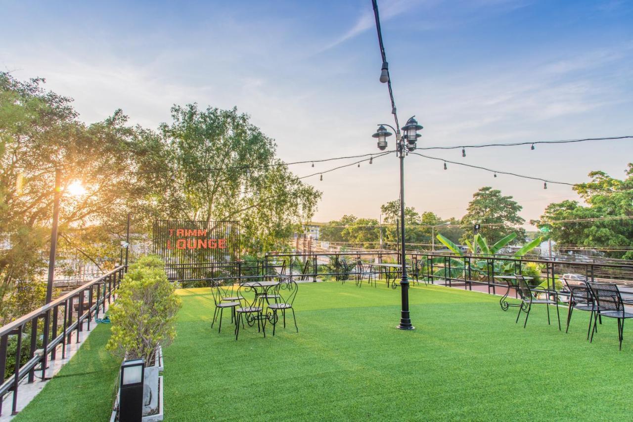 Trimm Hotel Chanthaburi Exterior photo